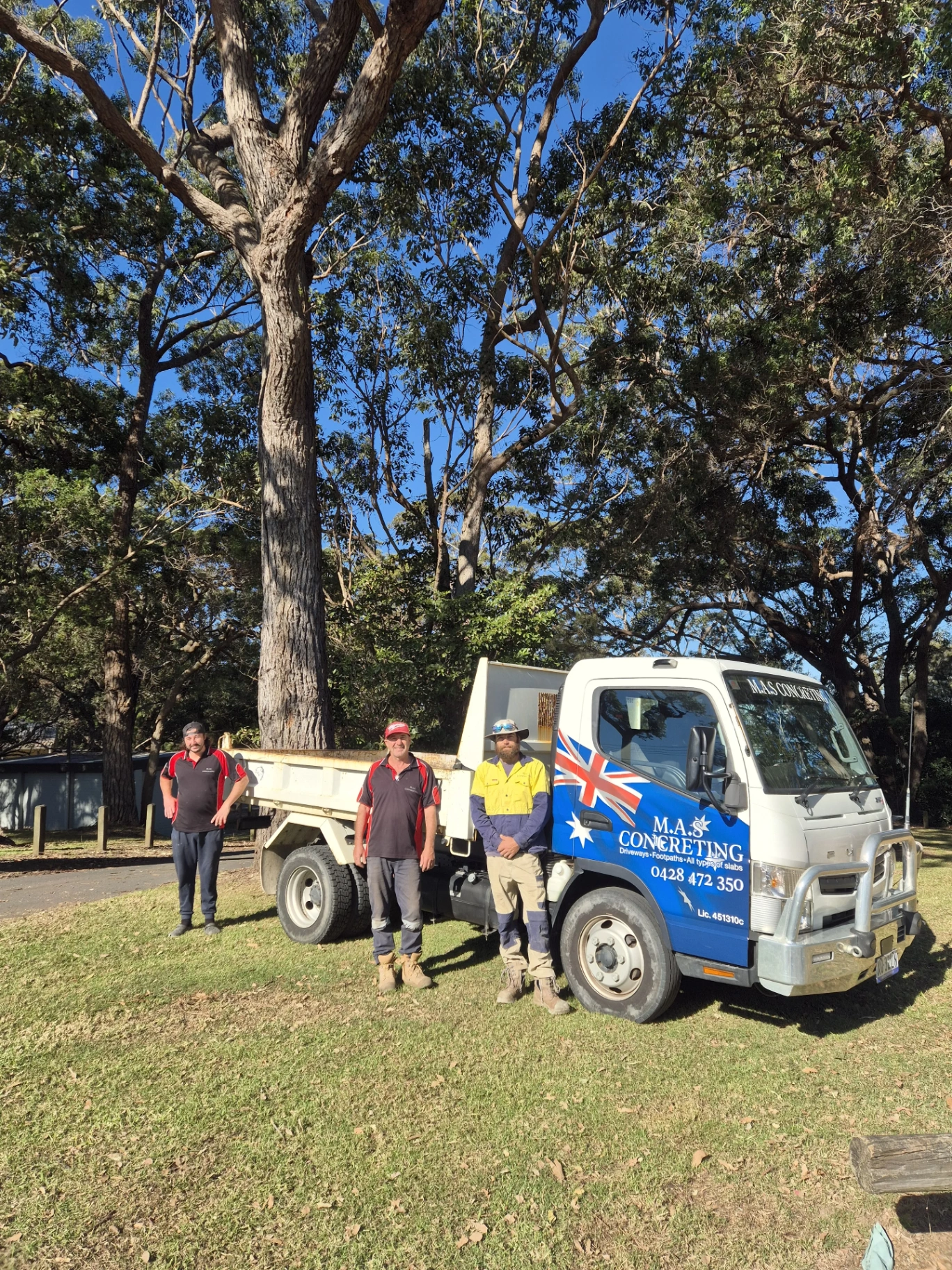 M.A.S Concreting crew on a South Coast NSW project